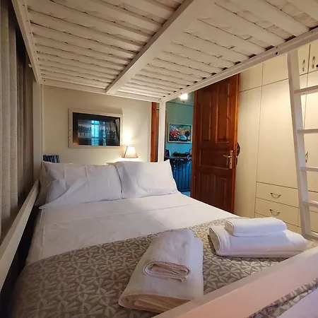 Apartament Yades
