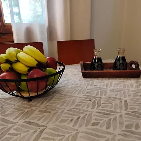 Yades Apartament *